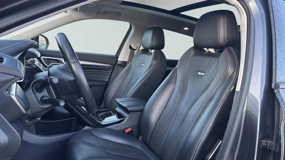 MG Marvel R Luxury 5d