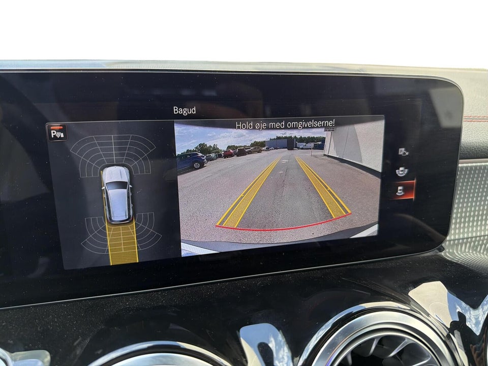 Mercedes EQB250 AMG Line 5d