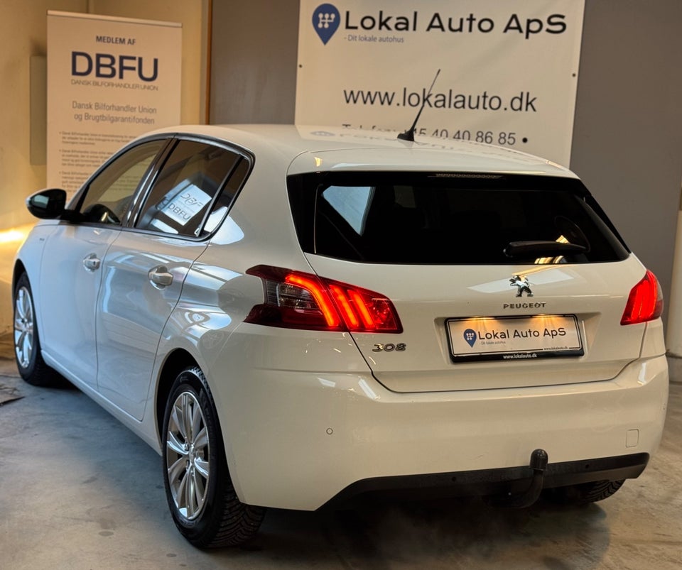 Peugeot 308 1,5 BlueHDi 130 Active 5d