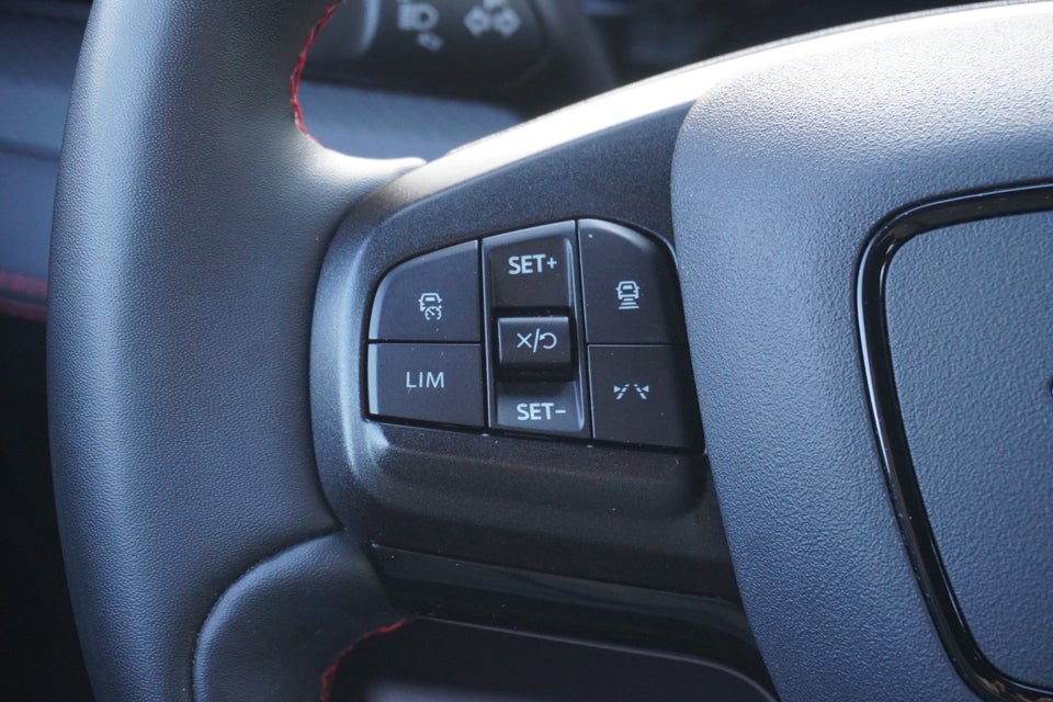 Ford Mustang Mach-E 88 Extended Range AWD 5d