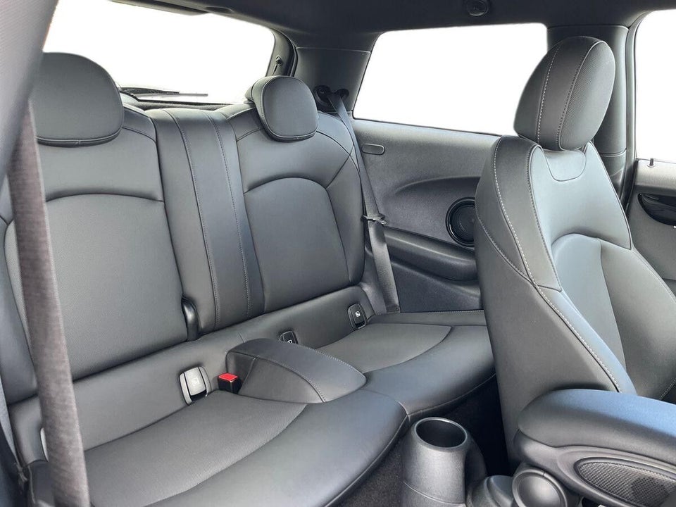 MINI Cooper SE Edition Premium Plus 3d