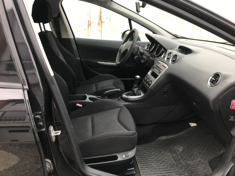 Peugeot 308 1,6 VTi Comfort S 5d