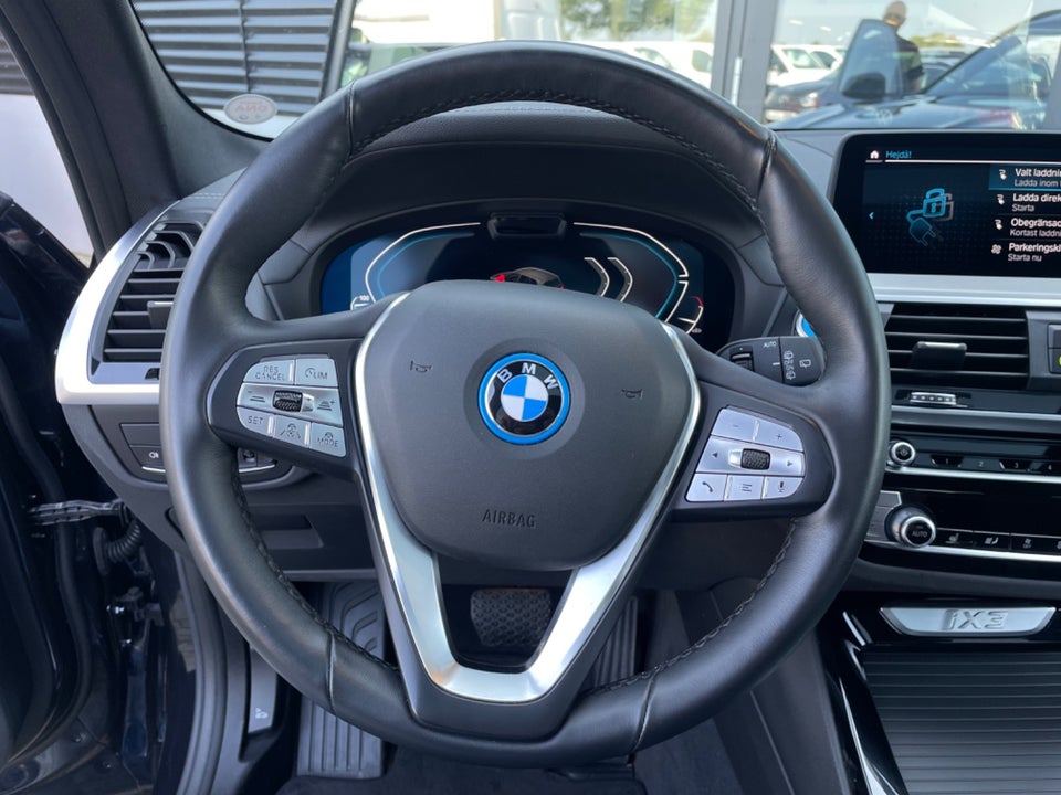 BMW iX3 Charged Impressive 5d