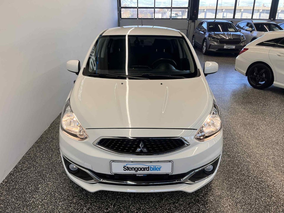 Mitsubishi Space Star 1,2 Anniversary Edition CVT 5d