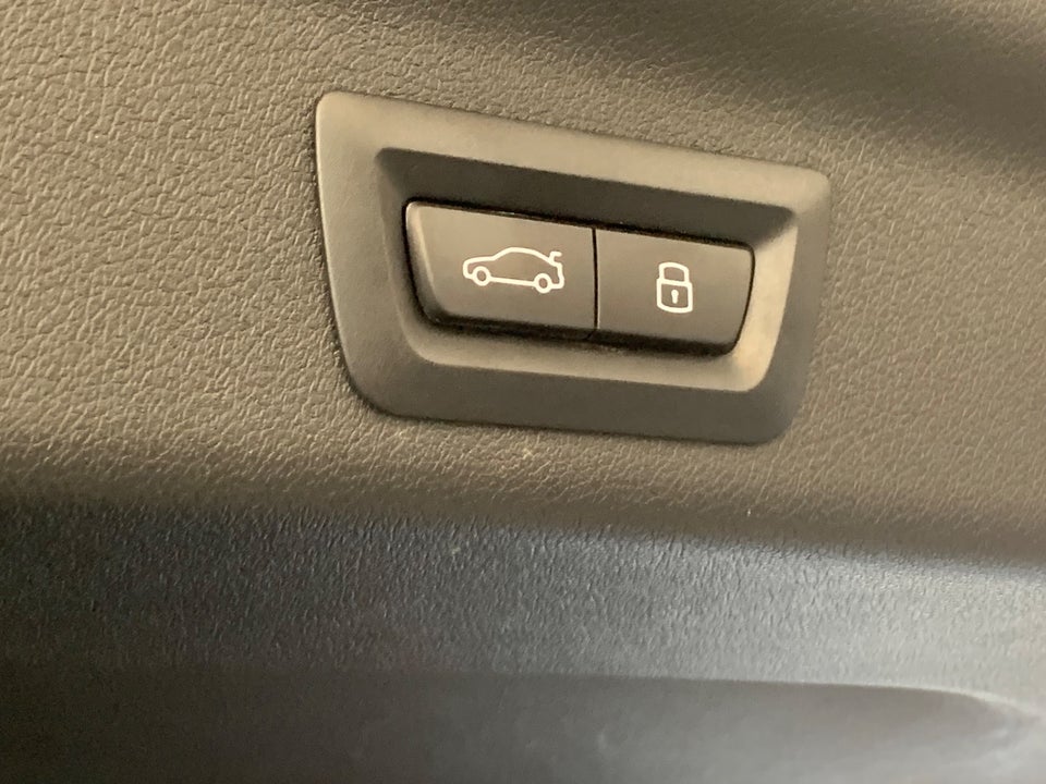 BMW iX1 eDrive20 M-Sport 5d