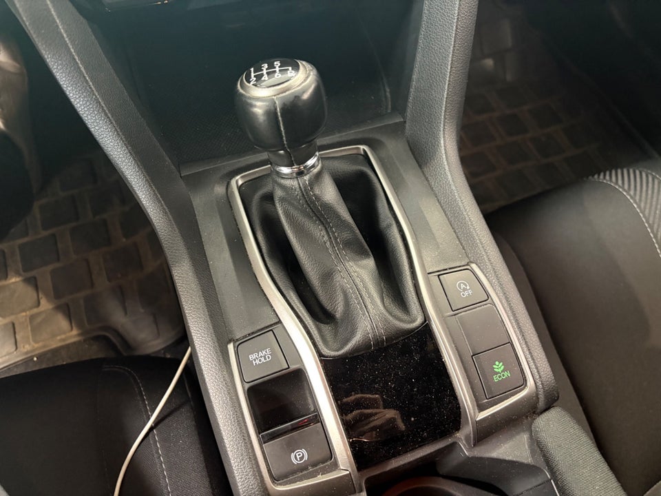 Honda Civic 1,5 VTEC Turbo Sport 5d