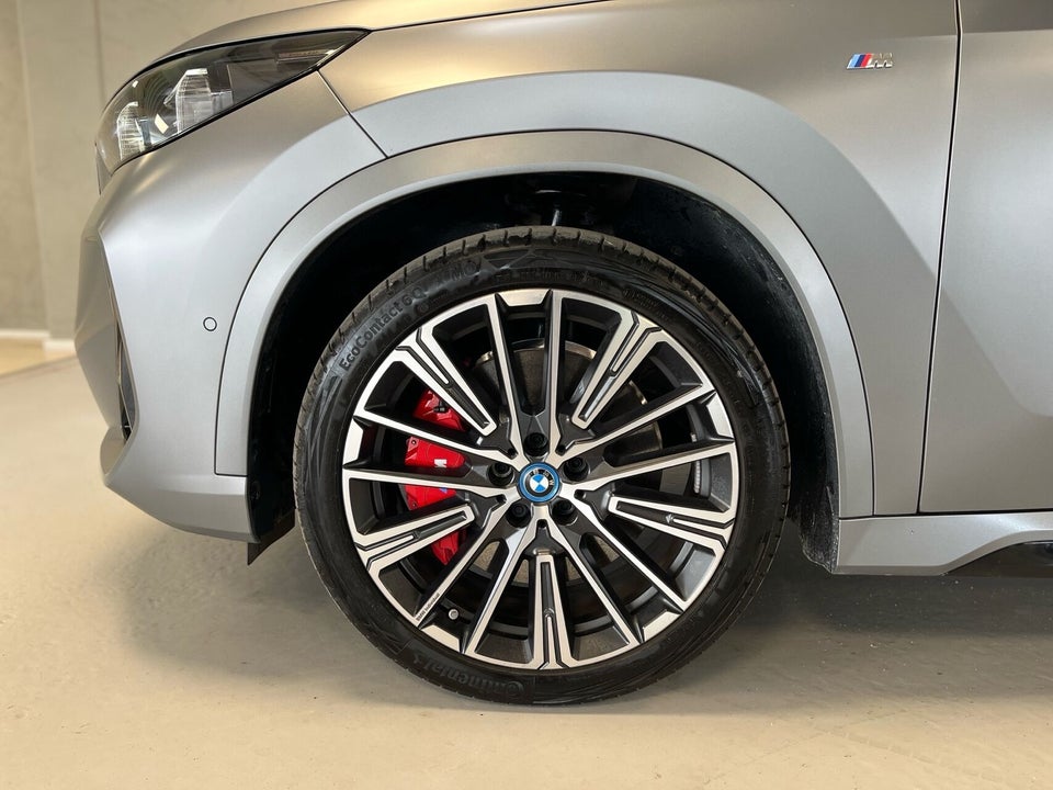 BMW iX1 xDrive30 M-Sport 5d