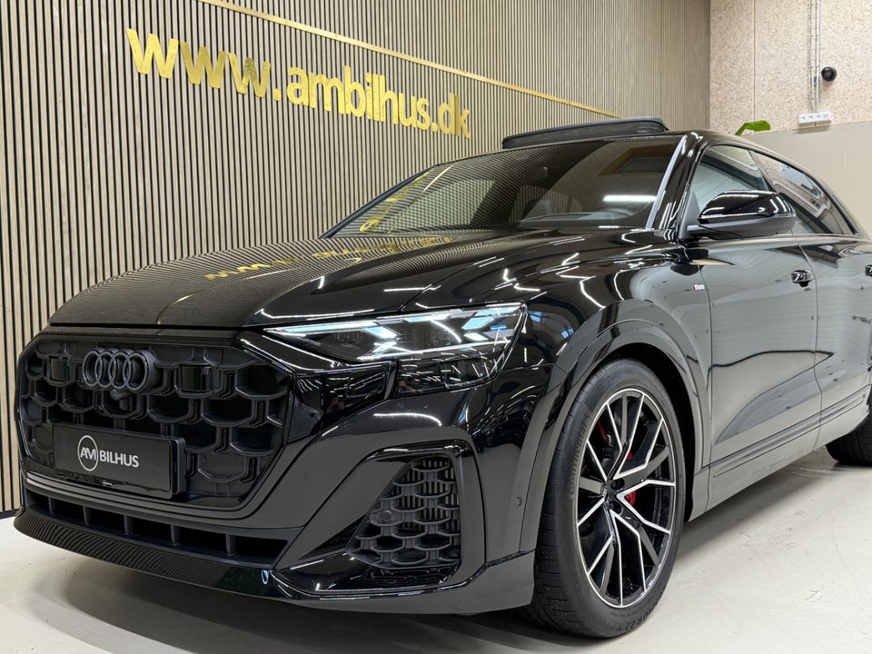 Audi Q8 60 TFSie S-line Edition quattro Tiptr. 5d