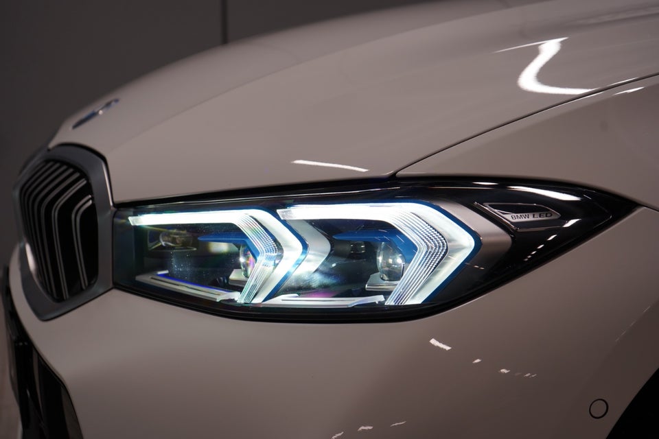 BMW 330e 2,0 Touring M-Sport aut. 5d