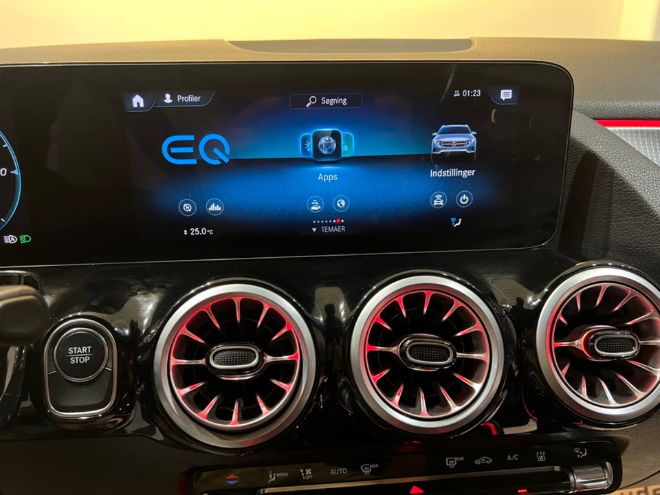 Mercedes EQA250 Progressive 5d