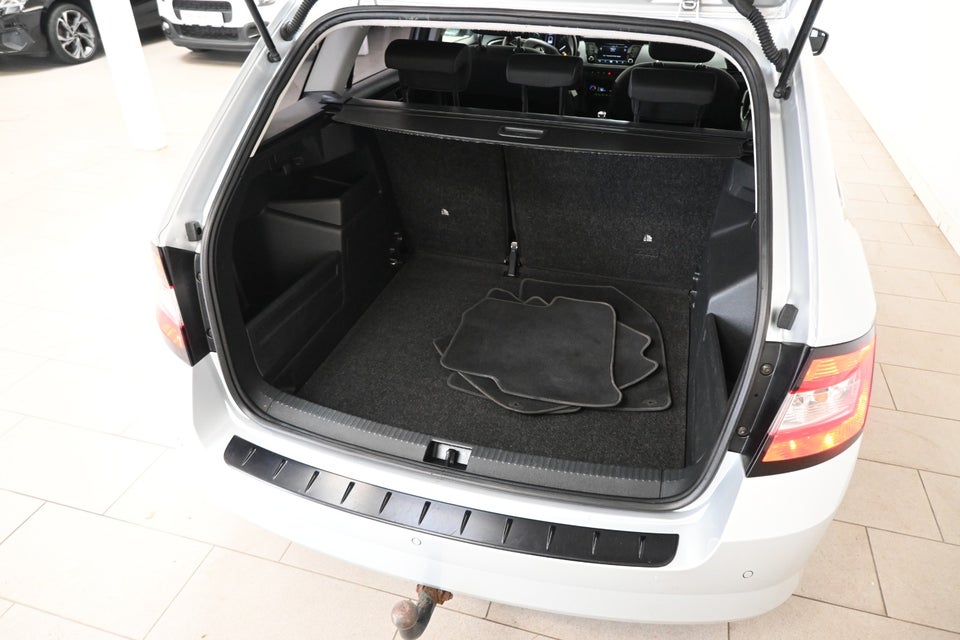 Skoda Fabia 1,0 TSi 110 Ambition Tour Combi 5d