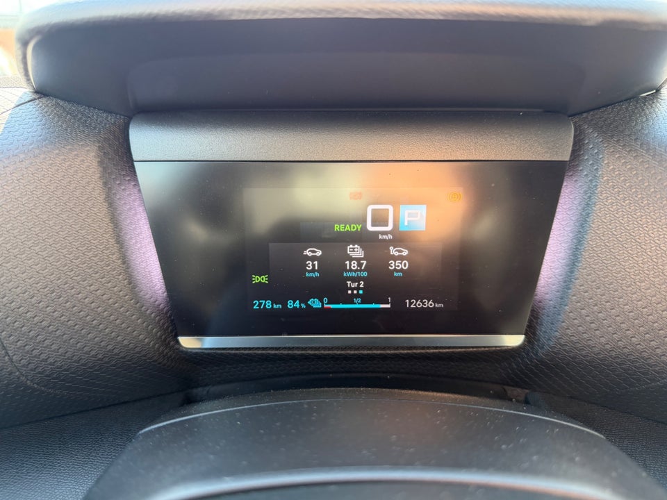 Citroën ë-C4 X 50 Shine 4d