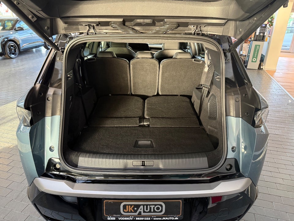 Peugeot e-5008 77 GT Pack 7prs 5d