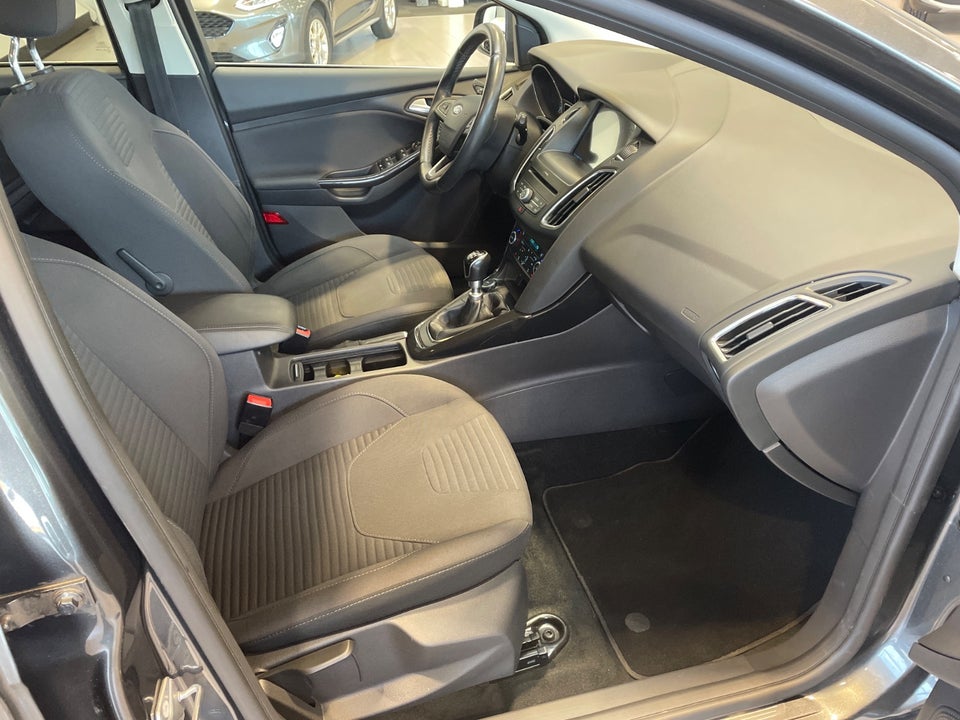 Ford Focus 1,0 SCTi 125 Titanium Fun stc. 5d