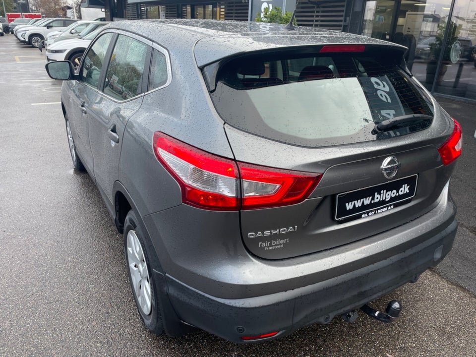 Nissan Qashqai 1,2 Dig-T 115 Visia 5d