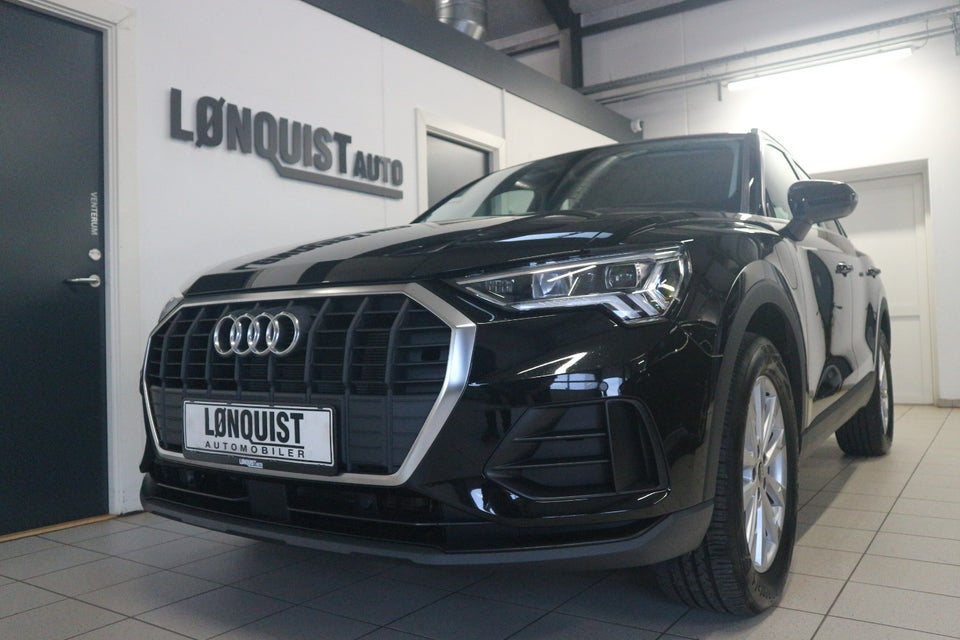 Audi Q3 45 TFSi e Attitude+ S-tr. 5d