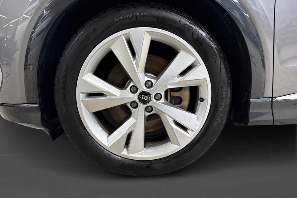 Audi Q4 e-tron 45 Progress 5d