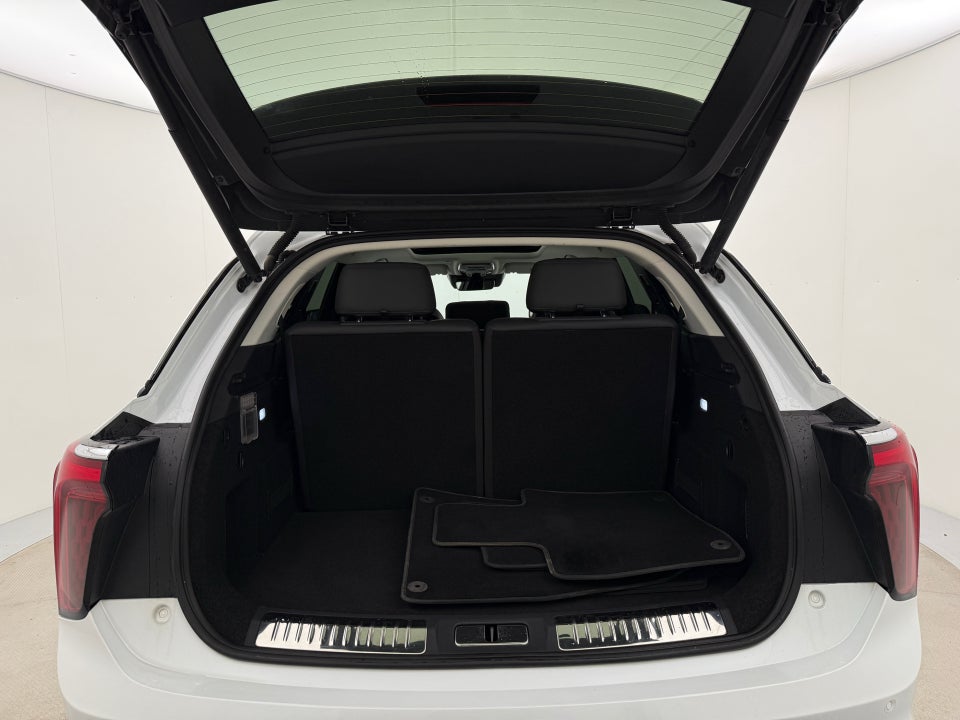 Hongqi E-HS9 99 Premium 5d