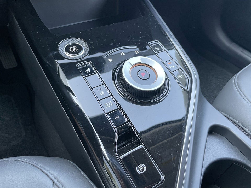 Kia Niro 1,6 PHEV Prestige DCT 5d