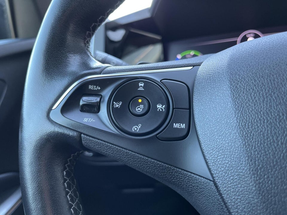 Opel Grandland 1,6 Hybrid GS Line aut. 5d