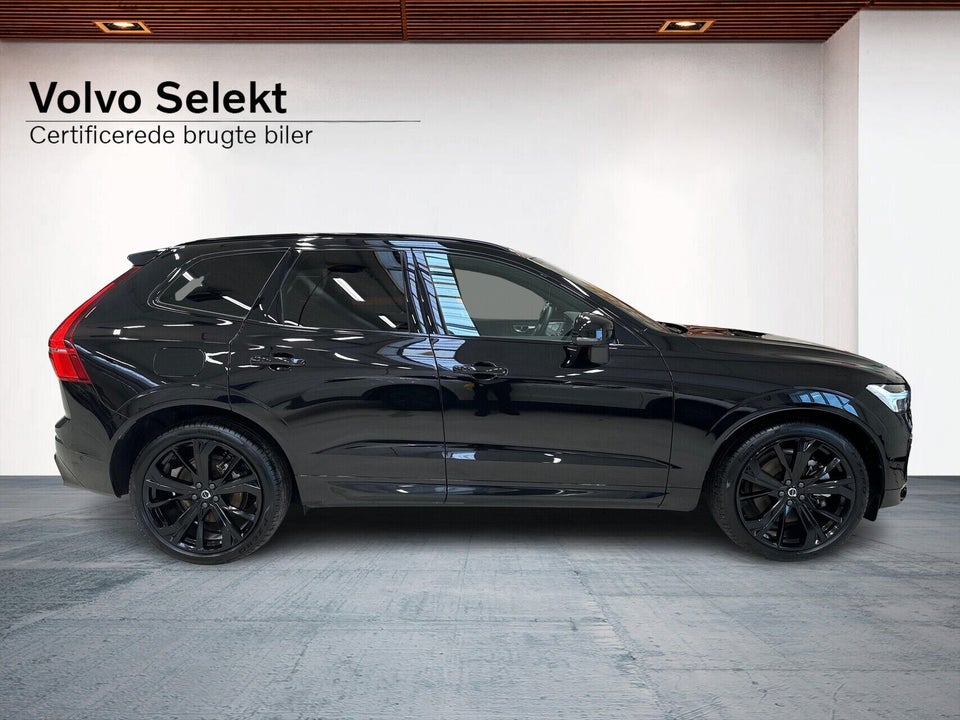Volvo XC60 2,0 T8 ReCharge Black Edition aut. AWD 5d