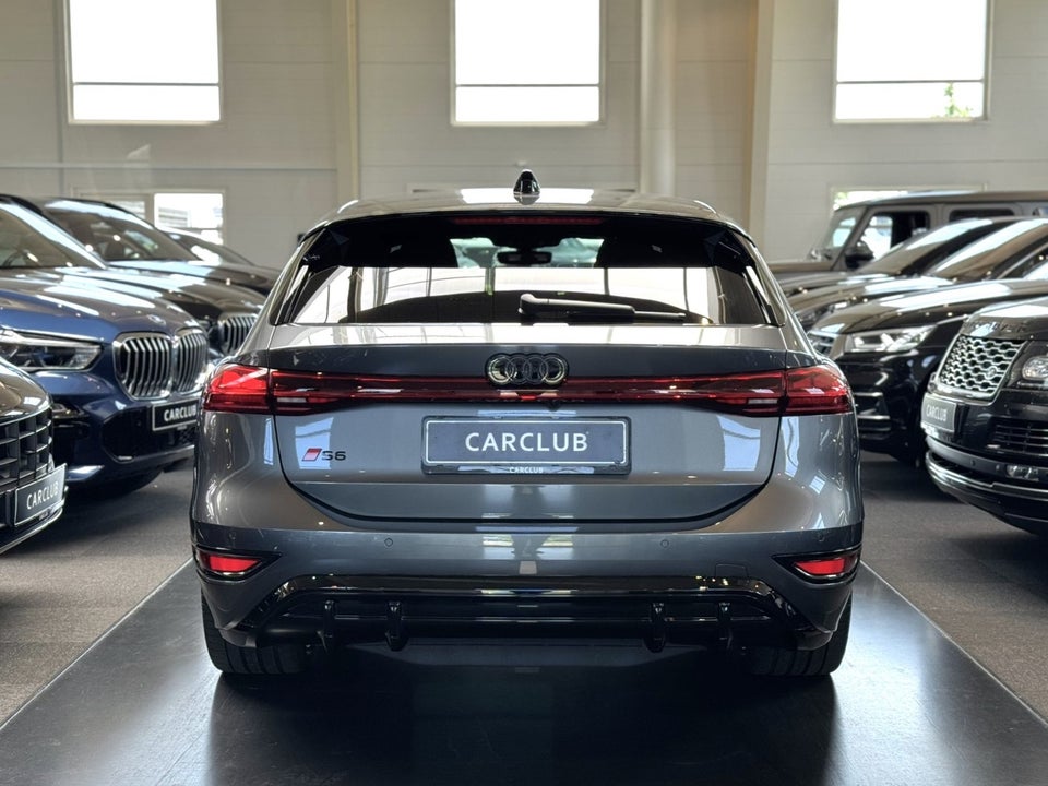 Audi S6 e-tron Avant quattro 5d