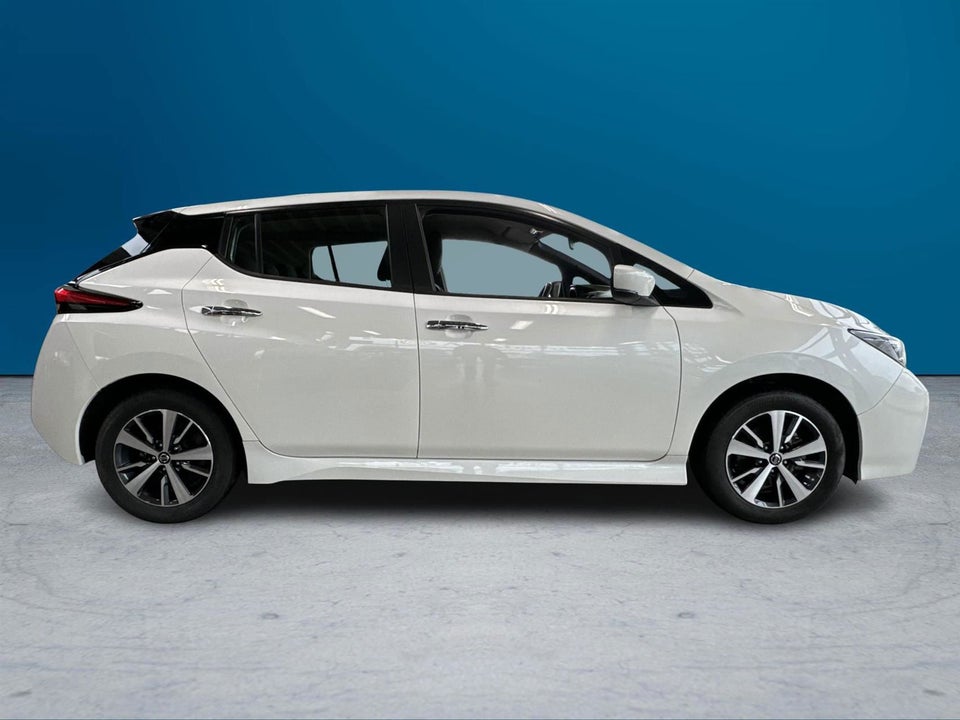 Nissan Leaf 40 Acenta 5d