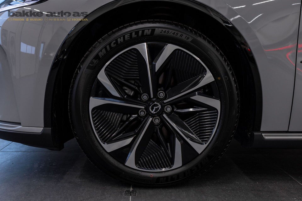 Mazda 6e Takumi+ 5d