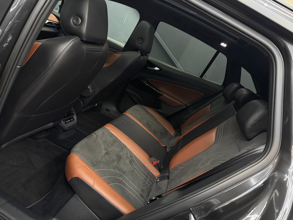 VW ID.4 77 Pro Performance Tech 5d