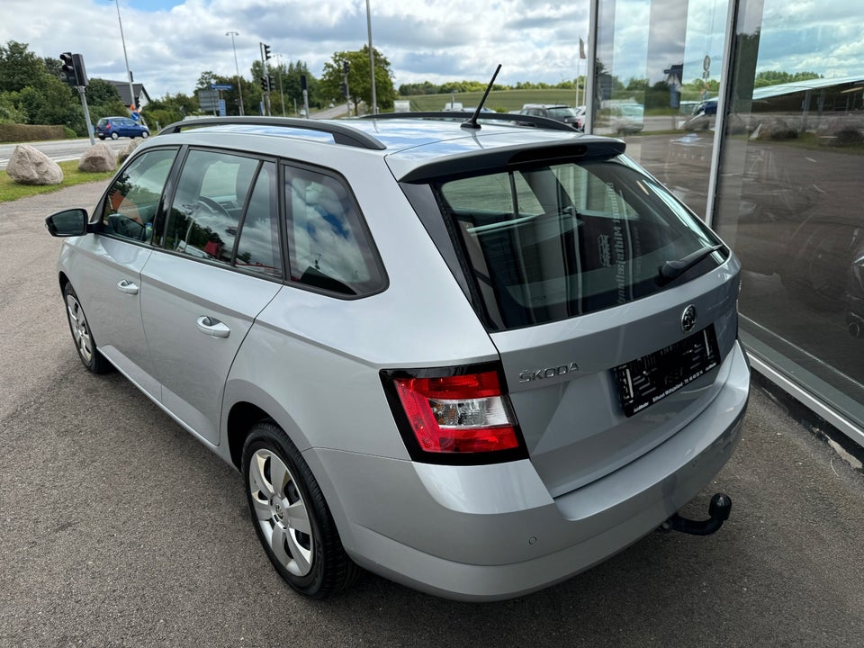 Skoda Fabia 1,0 TSi 110 Ambition Tour Combi 5d