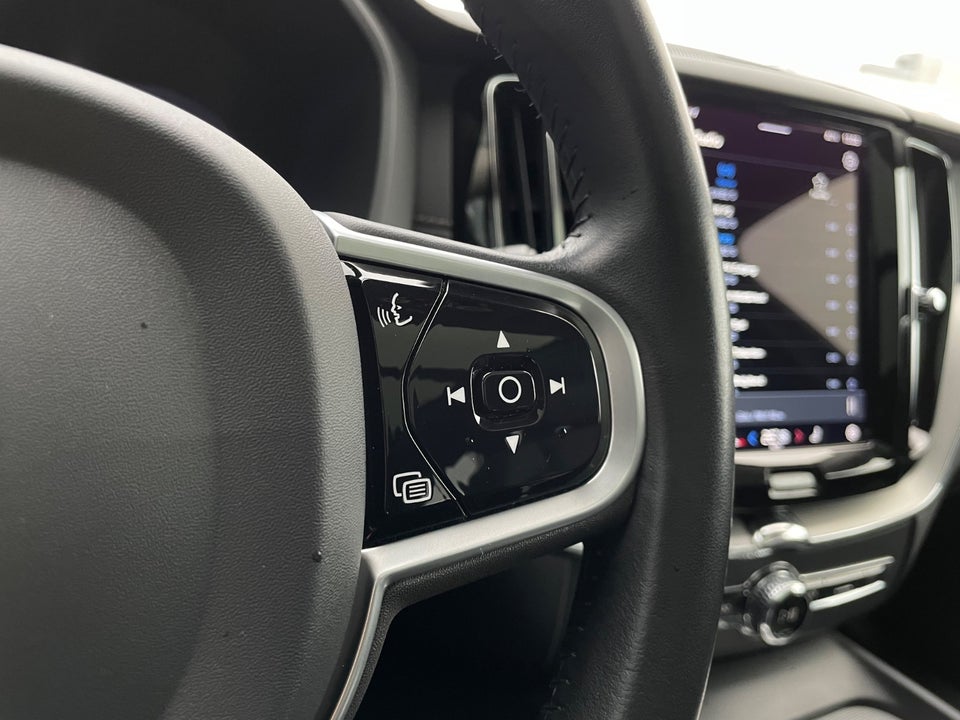 Volvo XC60 2,0 T8 ReCharge Inscription aut. AWD 5d