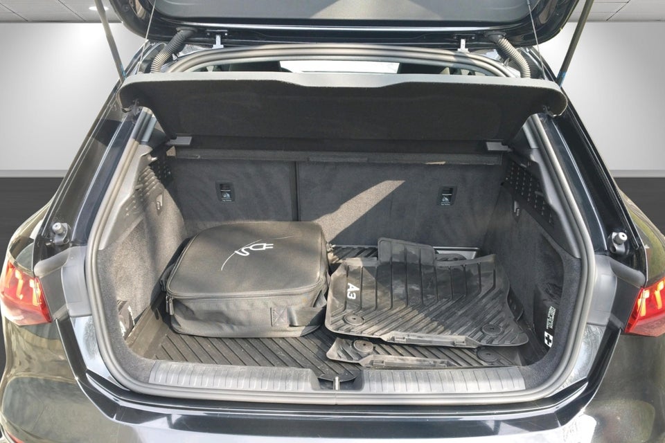 Audi A3 40 TFSi e Prestige Sportback S-tr. 5d
