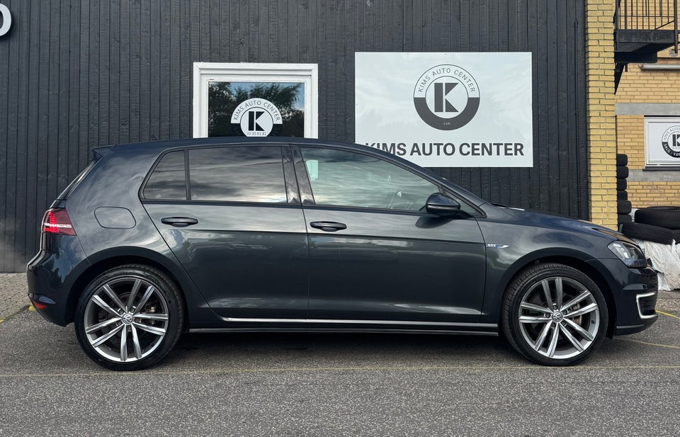 VW Golf VII 1,4 GTE DSG 5d