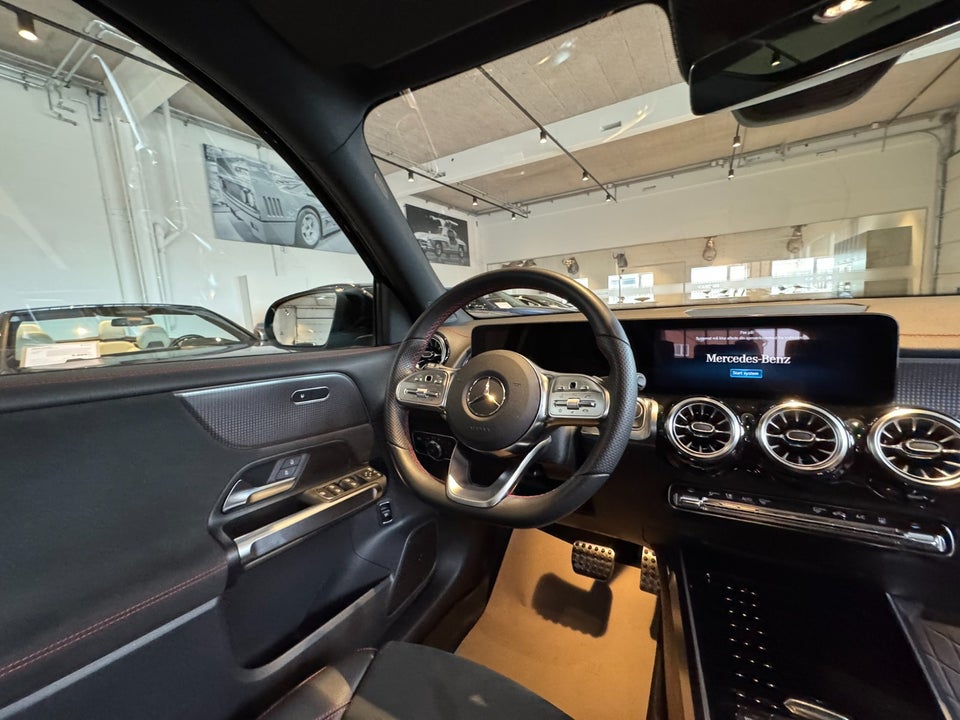 Mercedes EQB250 AMG Line 5d