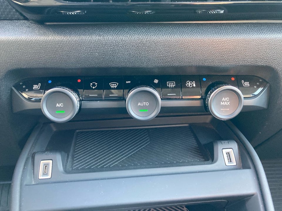 Citroën ë-C4 50 Shine 5d