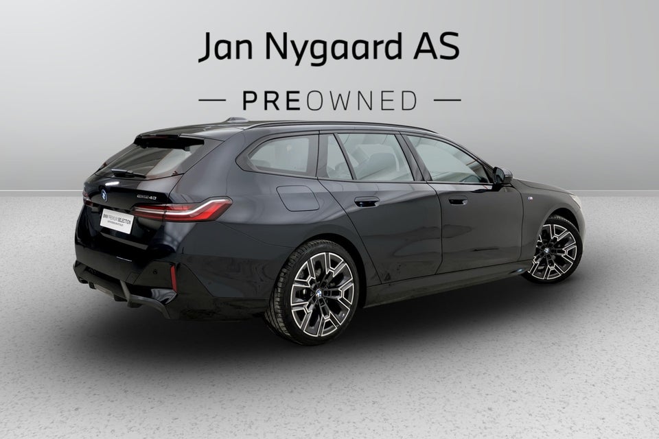 BMW i5 eDrive40 Touring Fully Charged 5d