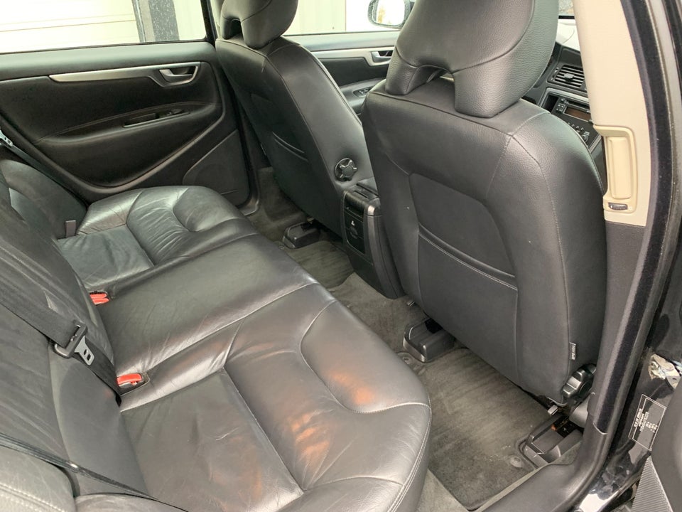 Volvo V70 2,4 140 Kinetic 5d