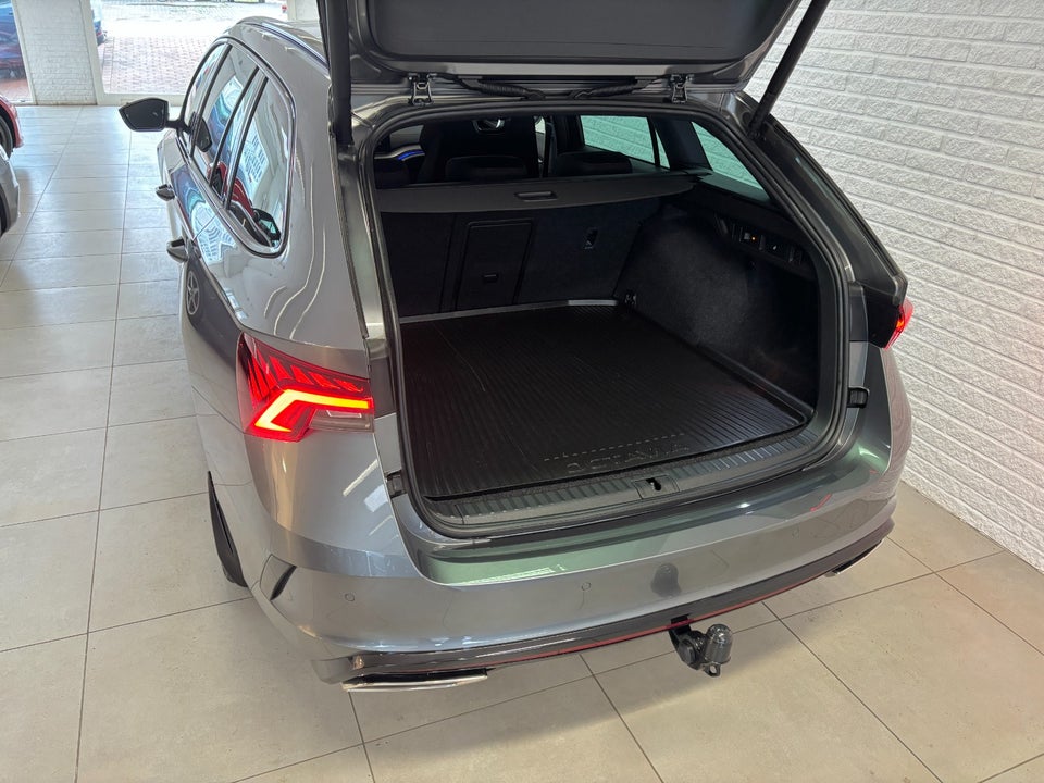 Skoda Octavia 1,4 TSi iV RS Combi DSG 5d