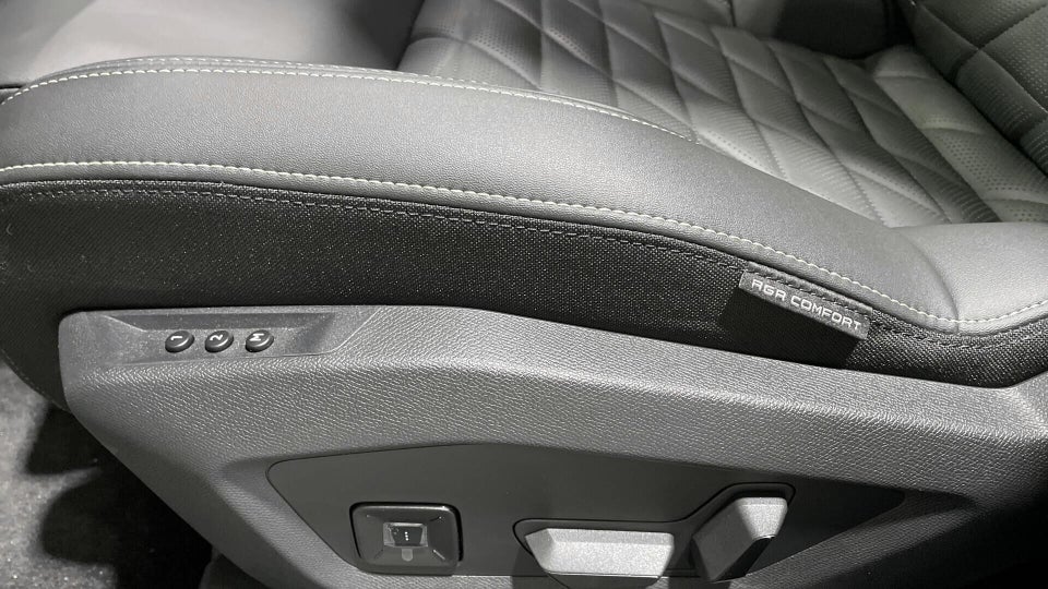 Peugeot e-5008 77 GT 7prs 5d