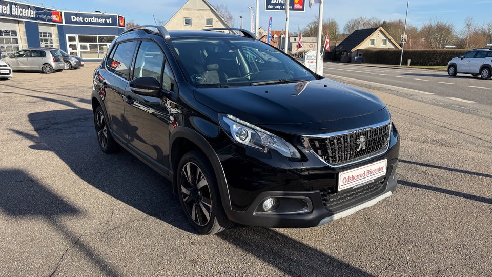 Peugeot 2008 1,2 PureTech 110 Allure 5d