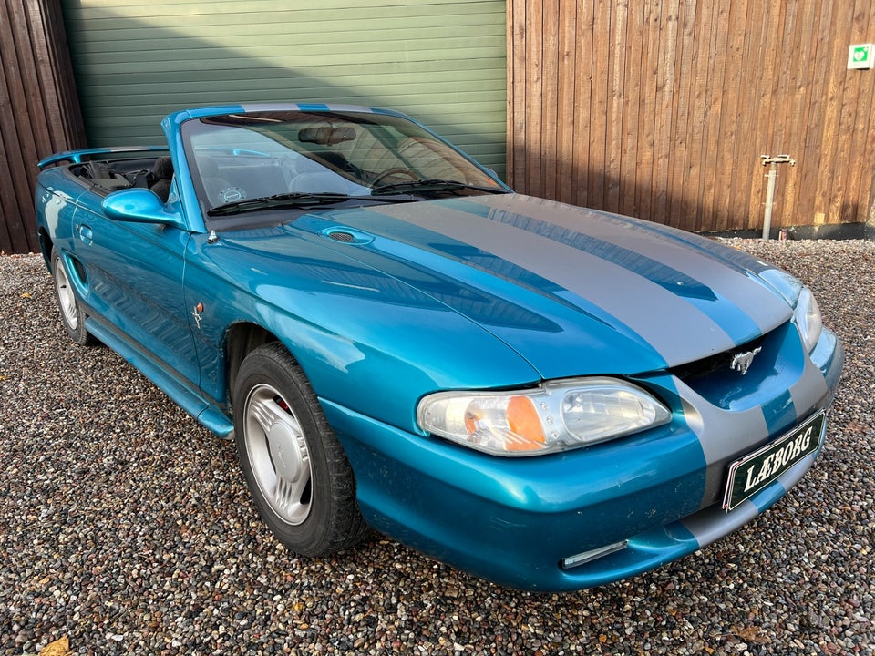 Ford Mustang 3,8 V6 Cabriolet aut. 2d