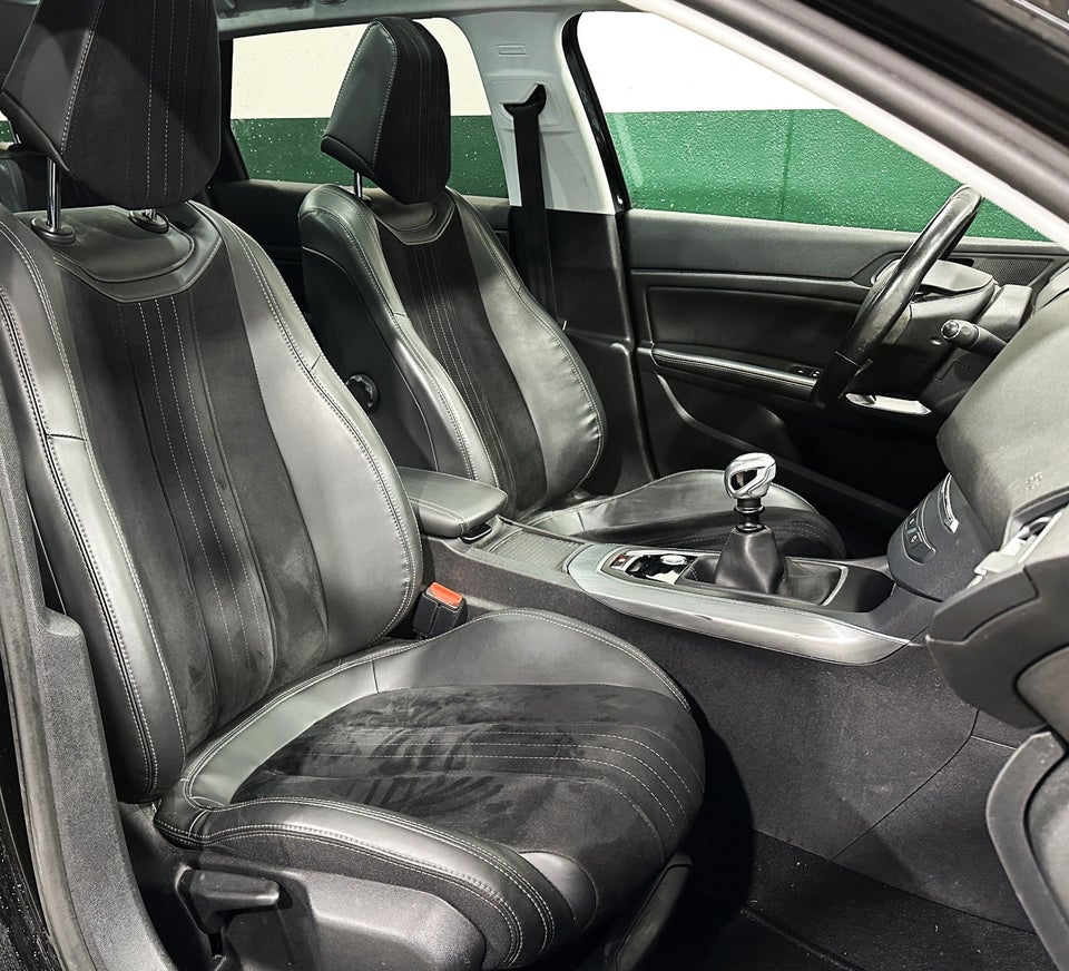 Peugeot 308 1,6 BlueHDi 120 Allure SW 5d