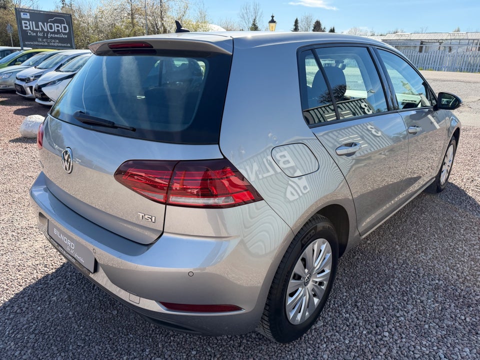 VW Golf VII 1,0 TSi 85 Trendline 5d