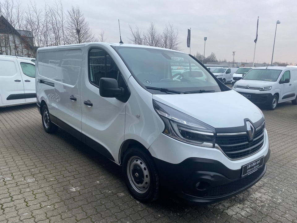 Renault Trafic T29 2,0 dCi 120 L2H1