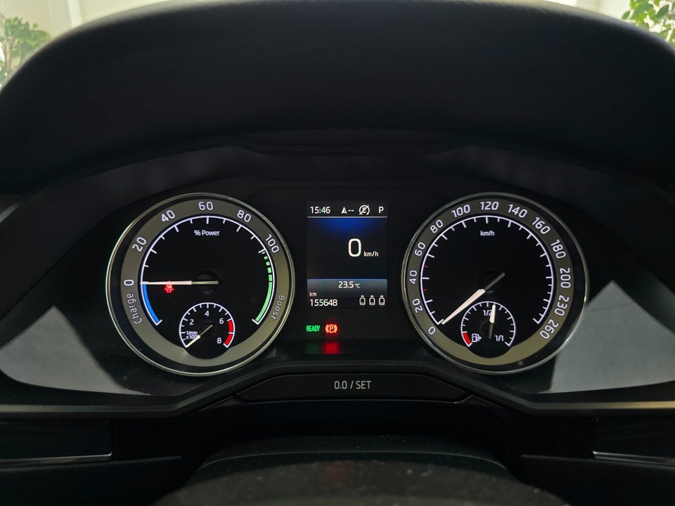 Skoda Superb 1,4 TSi iV Style Combi DSG 5d