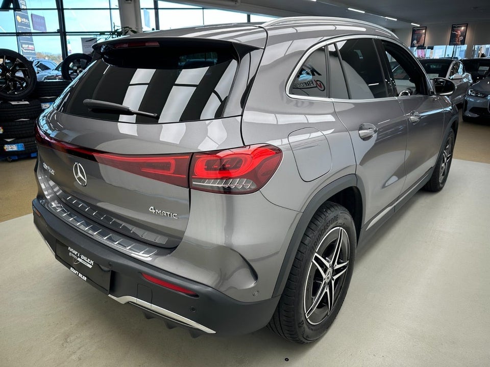 Mercedes EQA350 AMG Line 4Matic 5d