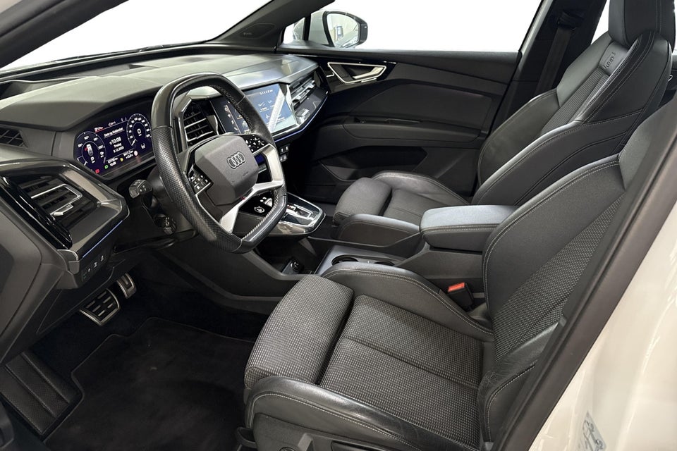 Audi Q4 e-tron 40 Attitude 5d