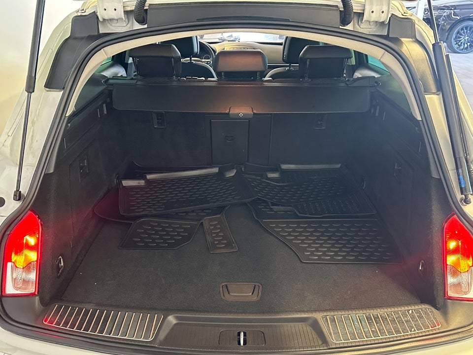 Opel Insignia 2,0 CDTi 160 Cosmo Sports Tourer 5d
