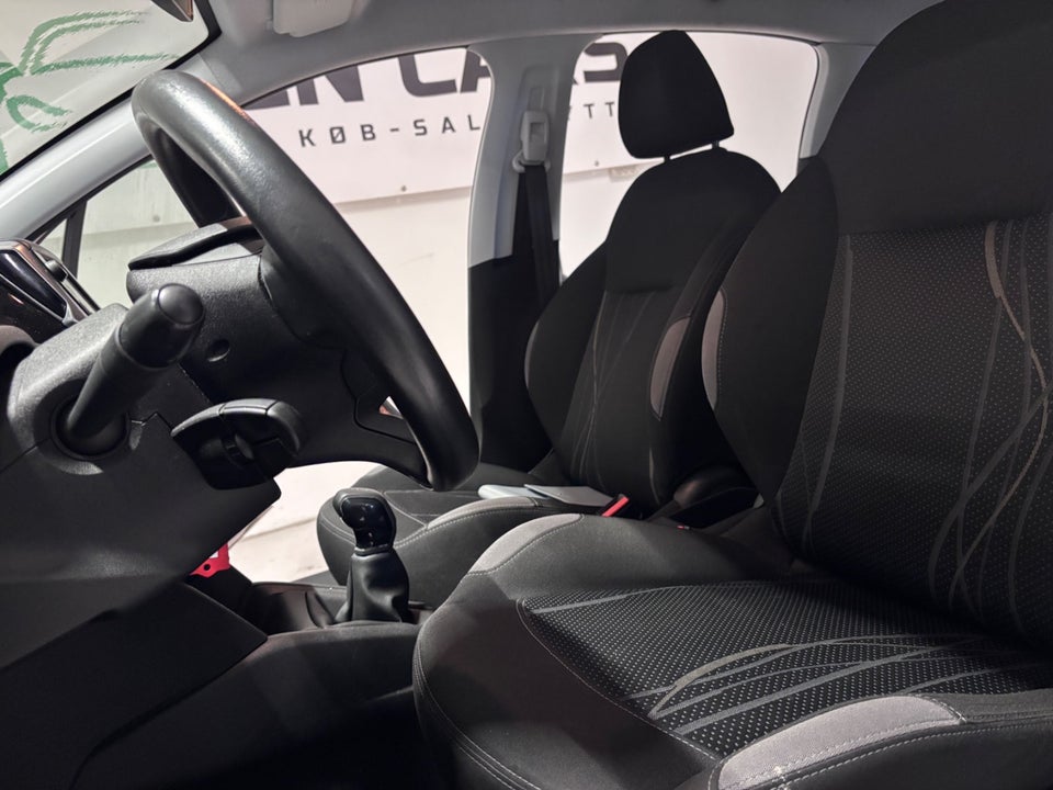 Peugeot 208 1,0 VTi Access 5d