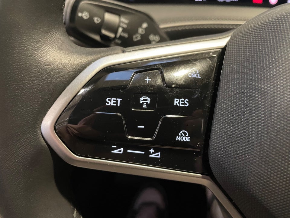 VW ID.7 77 Style+ 5d